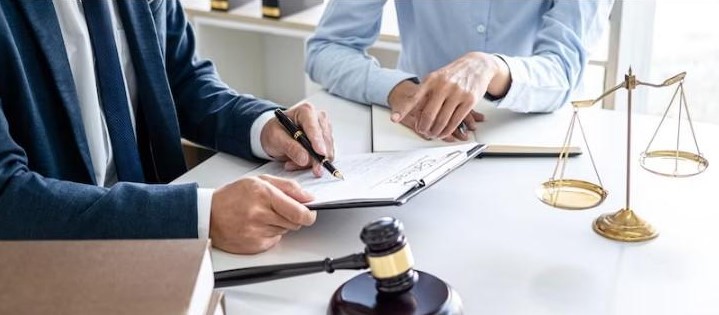 Commercial law services Commercial law services