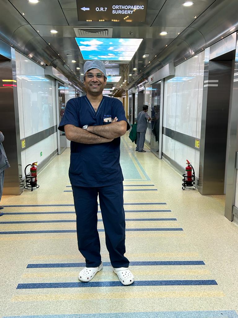 Expert best cardiac surgeon in Pune – Dr. Ashish Dolas, providing high-quality heart surgeries and dedicated patient care with 15+ years of experience.