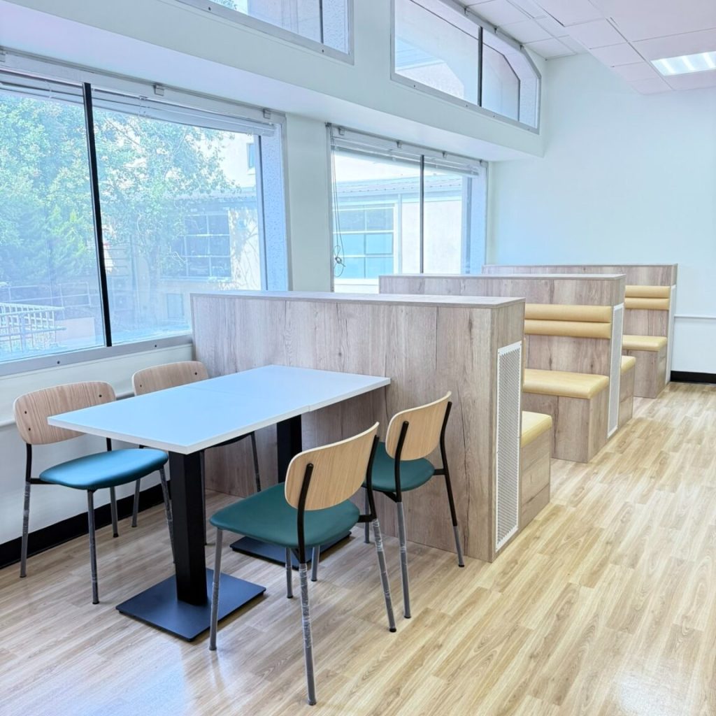Contract furniture manufacturers UK: trusted partners for offices