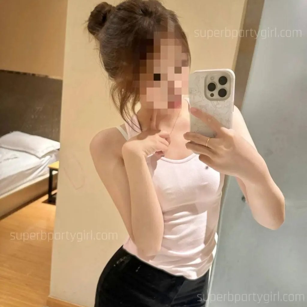 Model Escort Services: Discreet, Upscale Companions Model Escort Services: Discreet, Upscale Companions