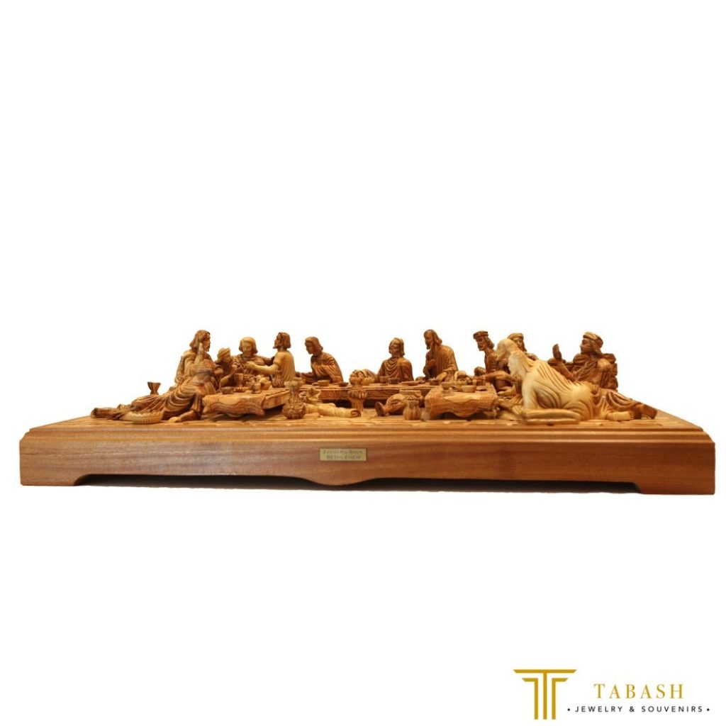 Wood Praying Hands: A Hand-Carved Wooden Sculpture for Calm Spaces Wood Praying Hands: A Hand-Carved Wooden Sculpture for Calm Spaces