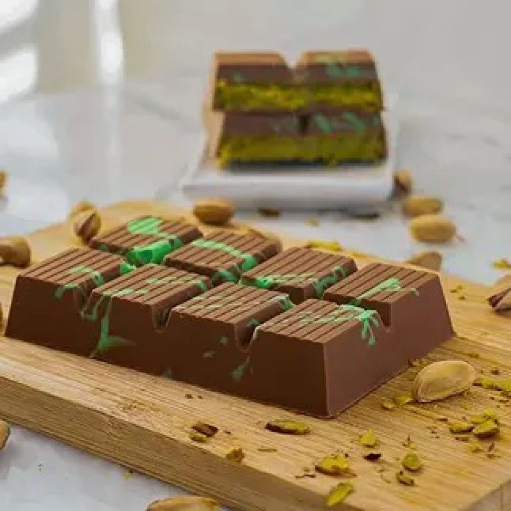 Custom Chocolate Gift Boxes: Thoughtful, Handcrafted Edible Keepsakes Custom Chocolate Gift Boxes: Thoughtful, Handcrafted Edible Keepsakes