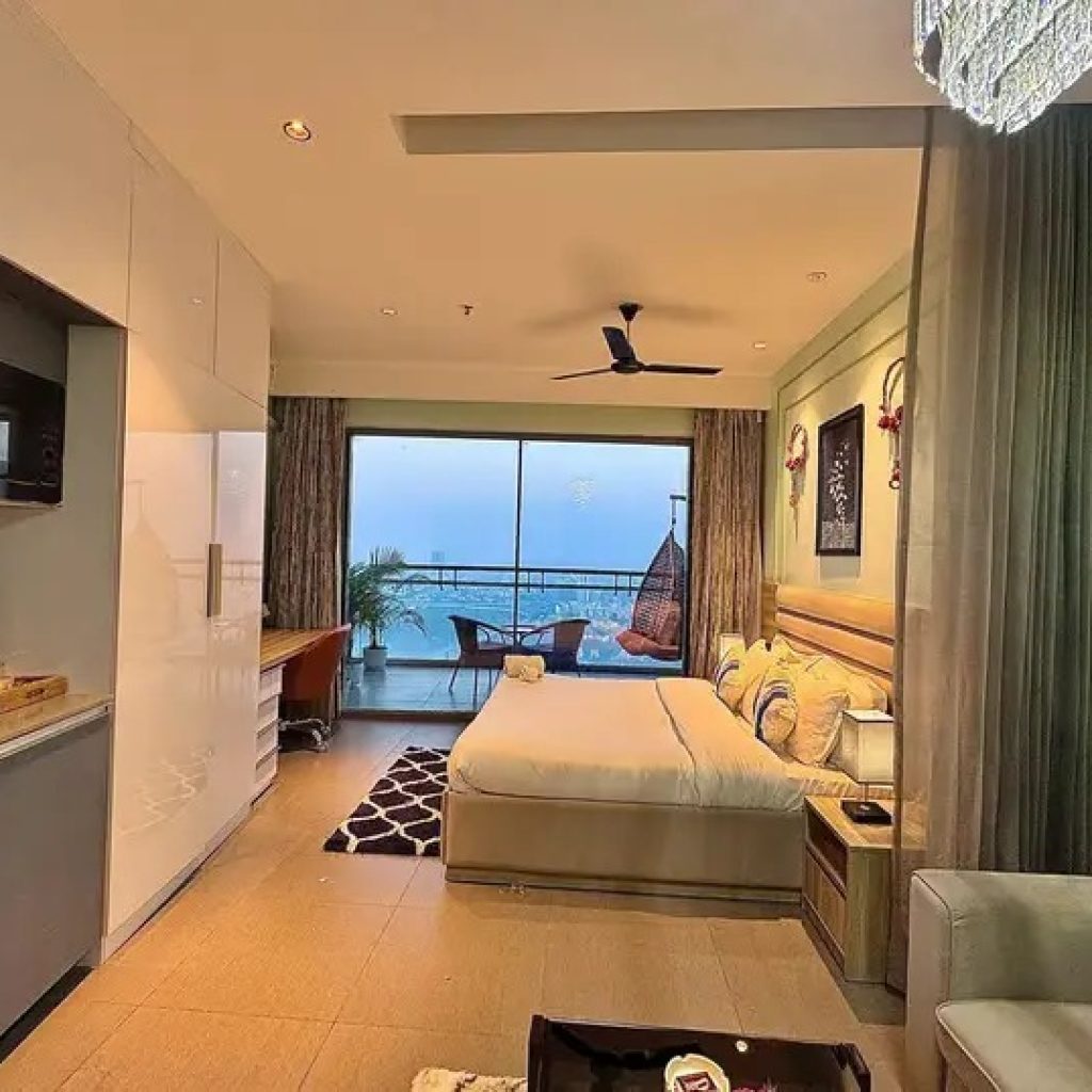 Cozy homestay in Noida: comfort, value, and easy metro access Cozy homestay in Noida: comfort, value, and easy metro access