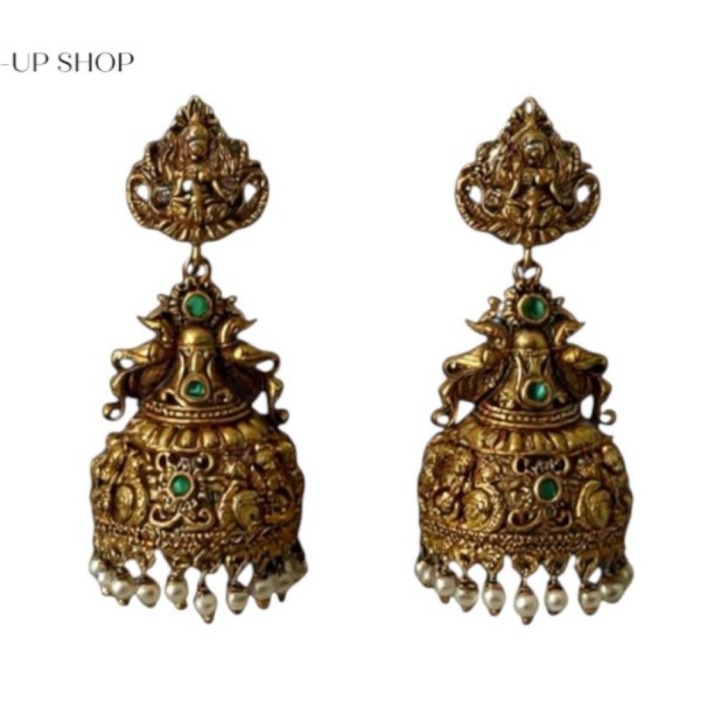Elegant Maang Tikka for Weddings and Festivals in Canada Elegant Maang Tikka for Weddings and Festivals in Canada