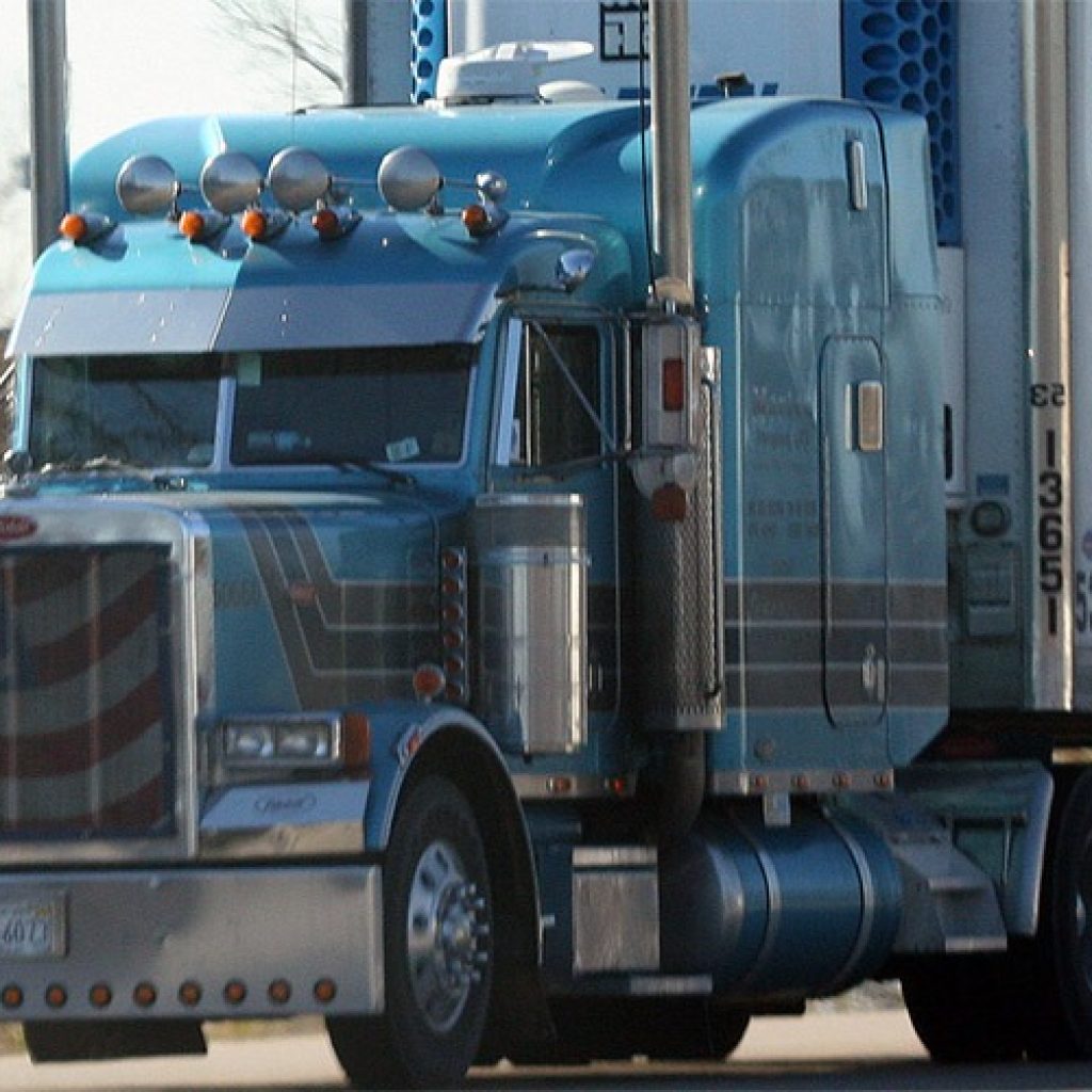 Efficient Construction Equipment Logistics Across the USA