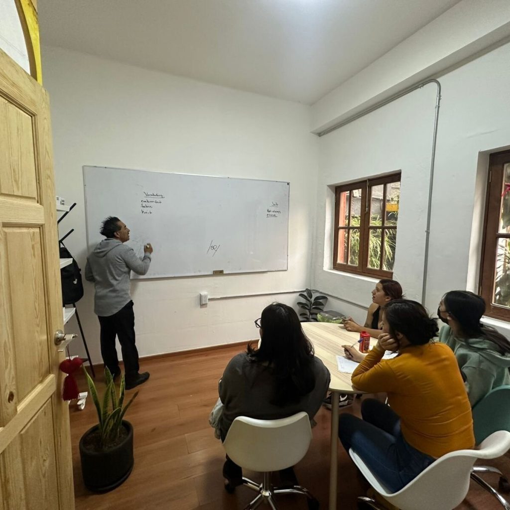 Unlock Your English: Personalised Tuition in CDMX Unlock Your English: Personalised Tuition in CDMX
