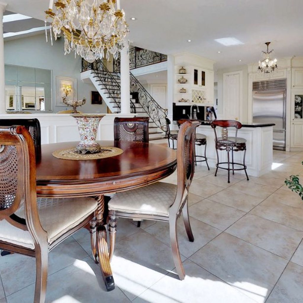 Explore Toronto Properties Virtually: Immersive Real Estate Tours Explore Toronto Properties Virtually: Immersive Real Estate Tours