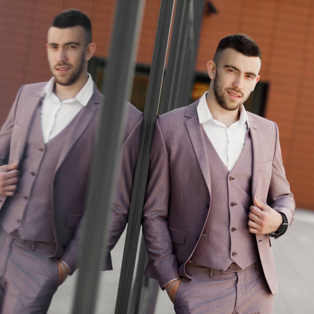 Custom Tailoring Saudi Arabia | Geniusbespoke.com Custom Tailoring Saudi Arabia | Geniusbespoke.com