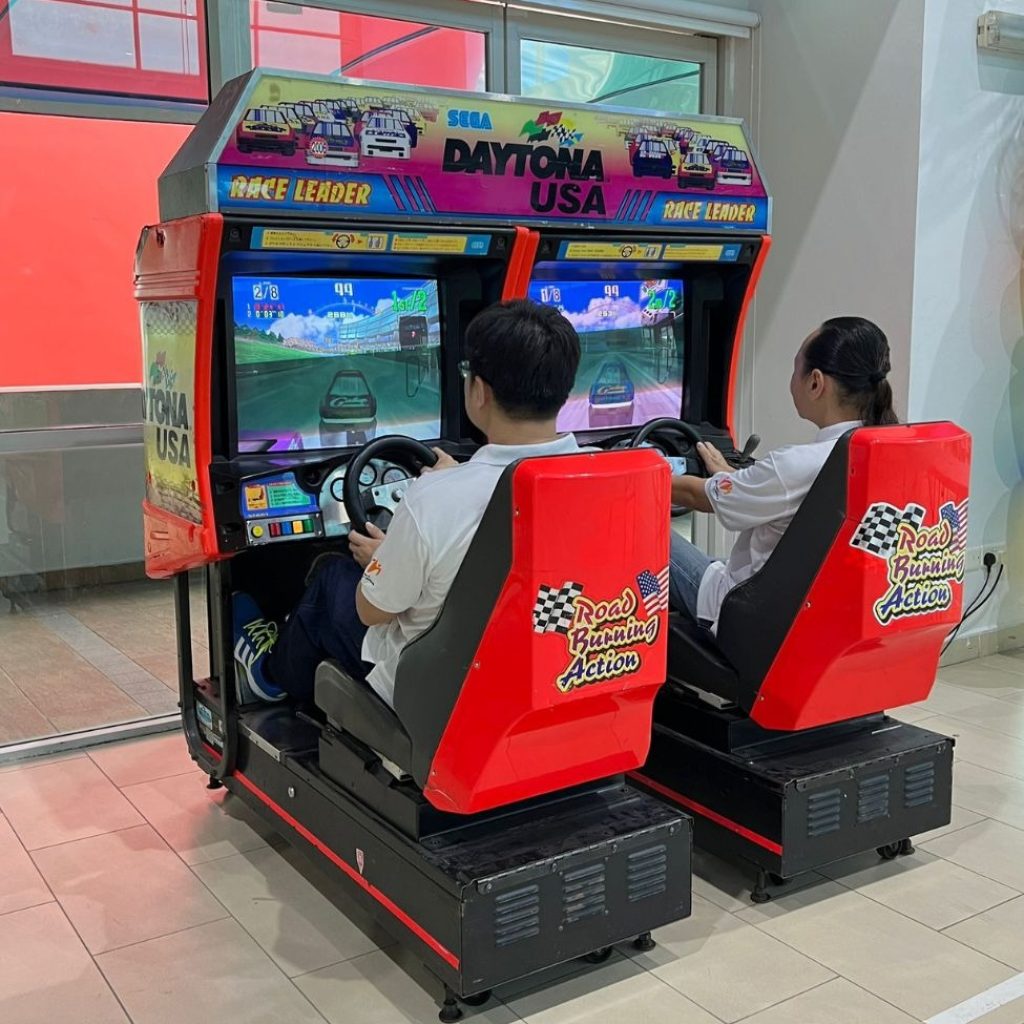 Premium Punching Machines for Events in Singapore Premium Punching Machines for Events in Singapore