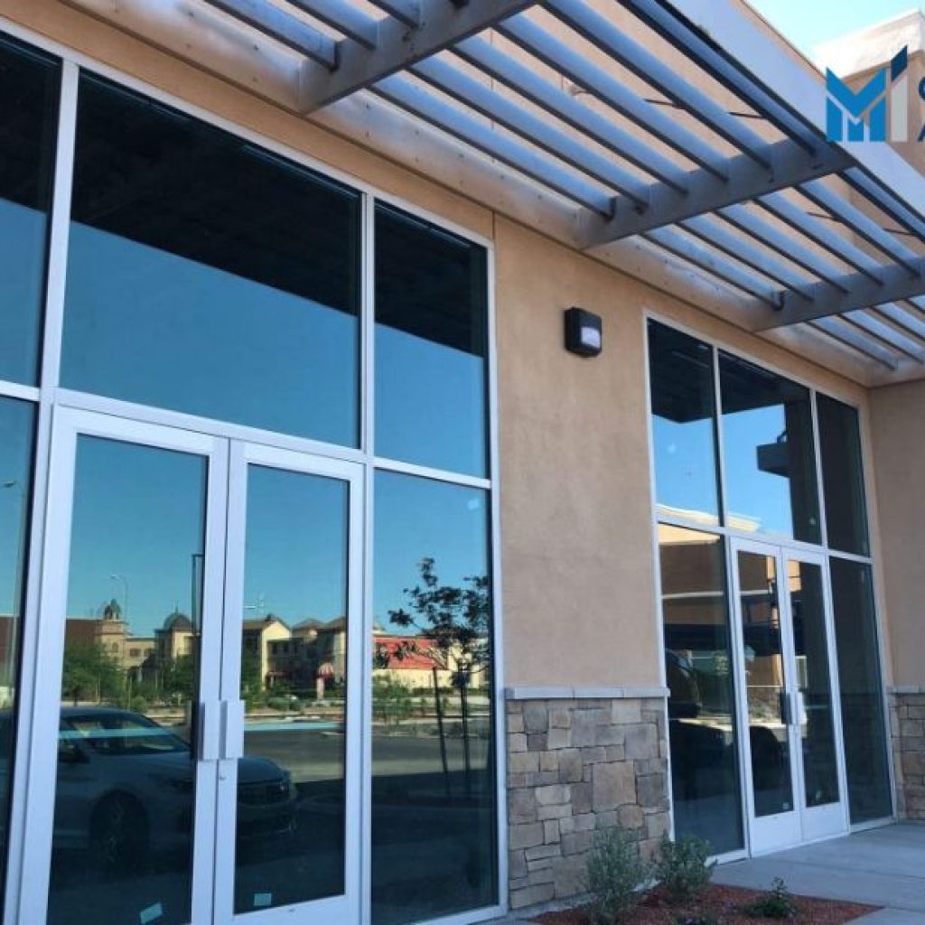 Elevate Your Space with Premium Commercial Glass Doors Elevate Your Space with Premium Commercial Glass Doors