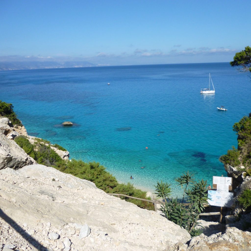 Villa Bianca Arbatax: soggiorno da sogno sull’Ogliastra Villa Bianca Arbatax: soggiorno da sogno sull’Ogliastra