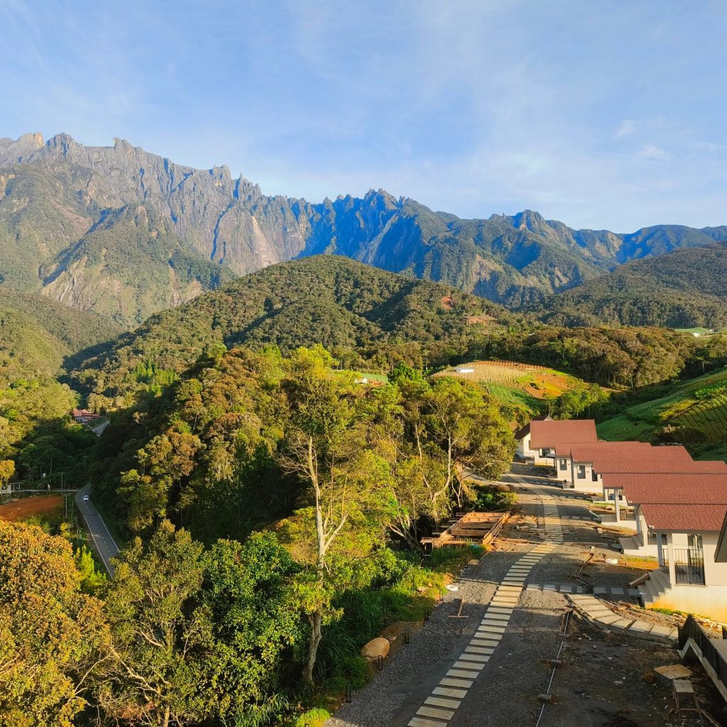 Offbeat Sabah: Spacious family villa retreat near Ranau and Kinabalu Offbeat Sabah: Spacious family villa retreat near Ranau and Kinabalu