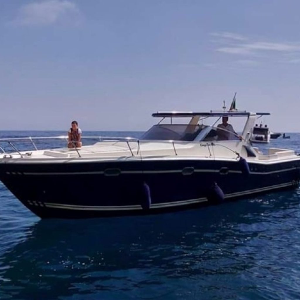 Explore Luxury Seaside Adventures along the Amalfi Coast