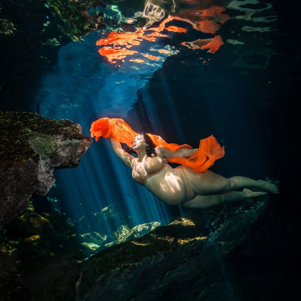 Bold bridal portraits that push the boundaries — unique wedding photography Bold bridal portraits that push the boundaries — unique wedding photography