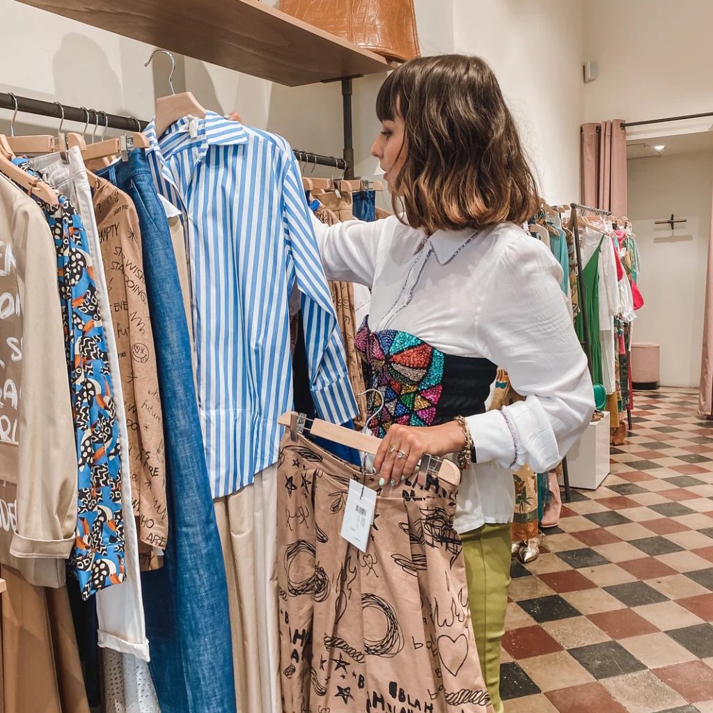 Elevate Your Look with a Personal Styling Expert