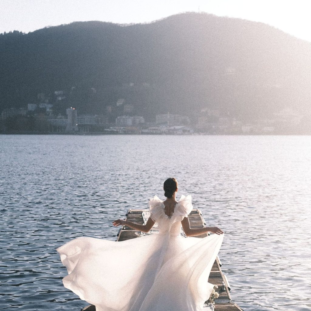 Capturing unforgettable moments on a romantic Lake Como proposal Capturing unforgettable moments on a romantic Lake Como proposal