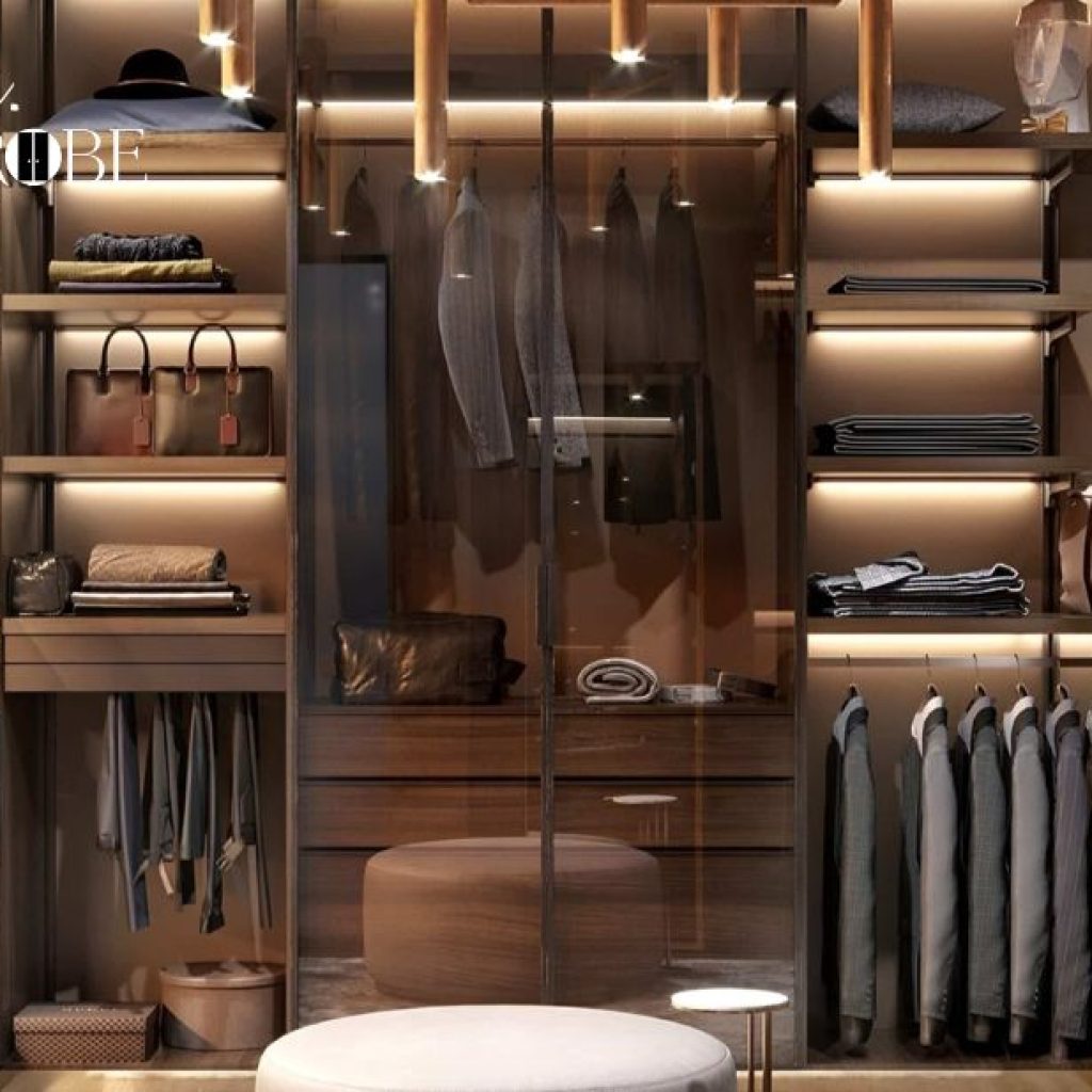 Elevate Your Closet: Stylish Essentials for Everyday Confidence Elevate Your Closet: Stylish Essentials for Everyday Confidence