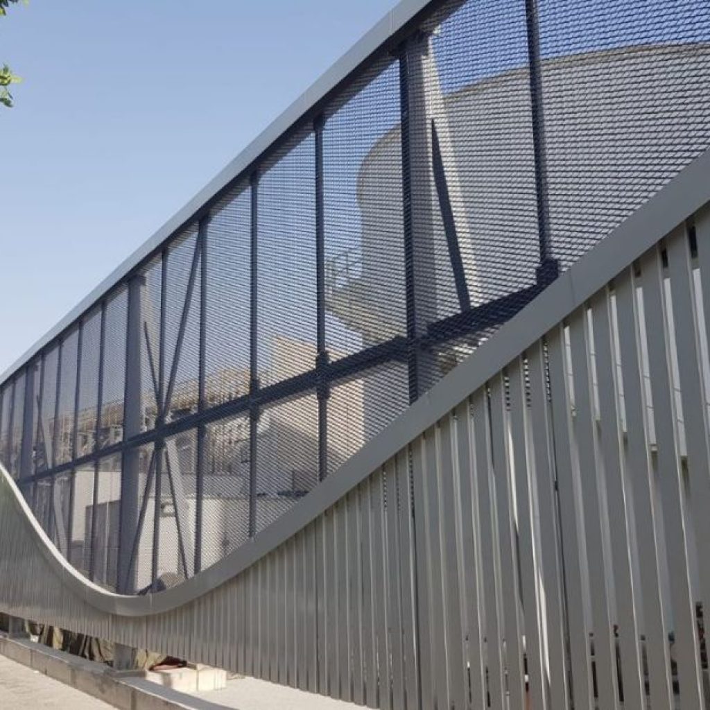 Durable, adaptable steel structures for industrial spaces Durable, adaptable steel structures for industrial spaces