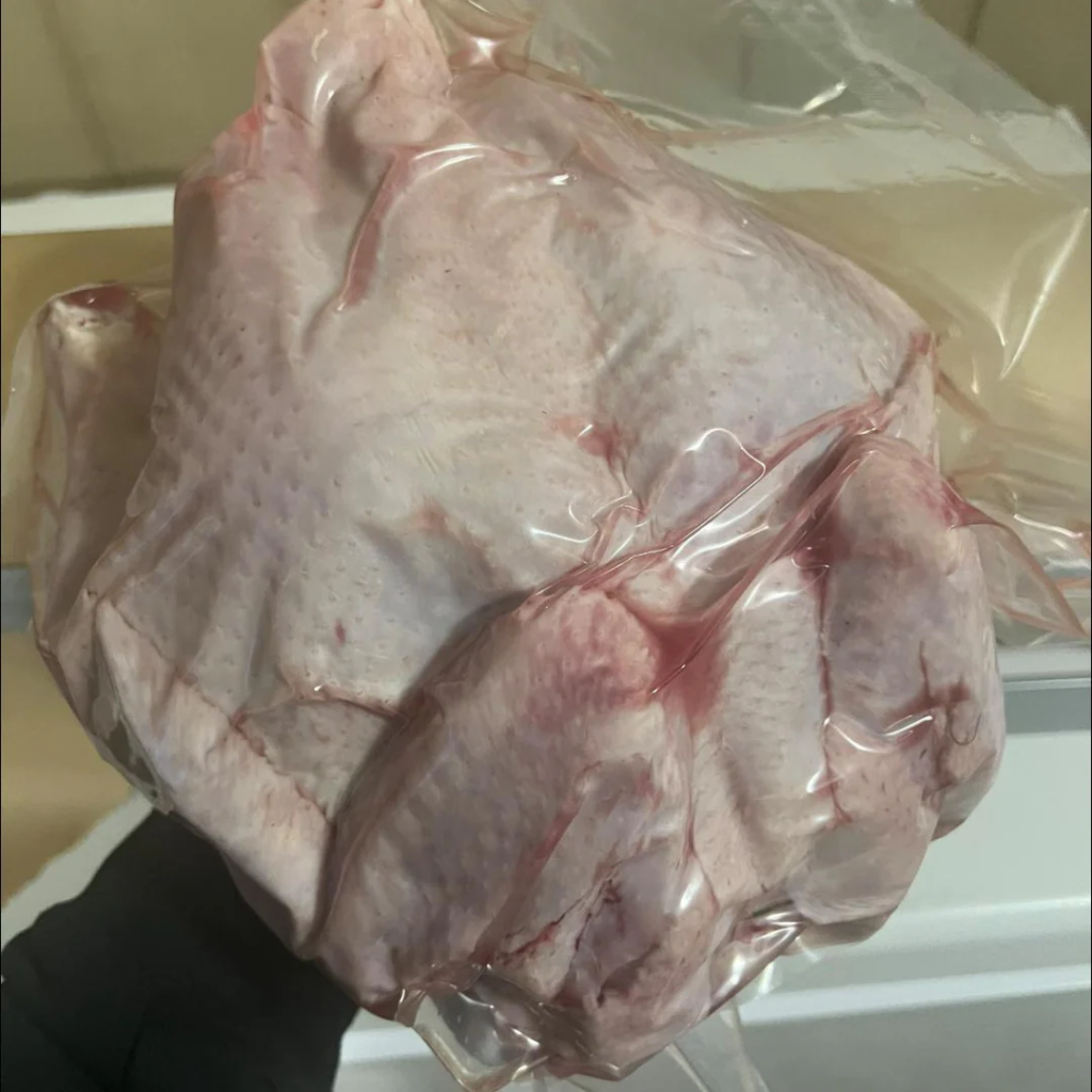 Farm-Fresh, Free-Range Chicken: Ethical, Sustainably Raised in Britain Farm-Fresh, Free-Range Chicken: Ethical, Sustainably Raised in Britain