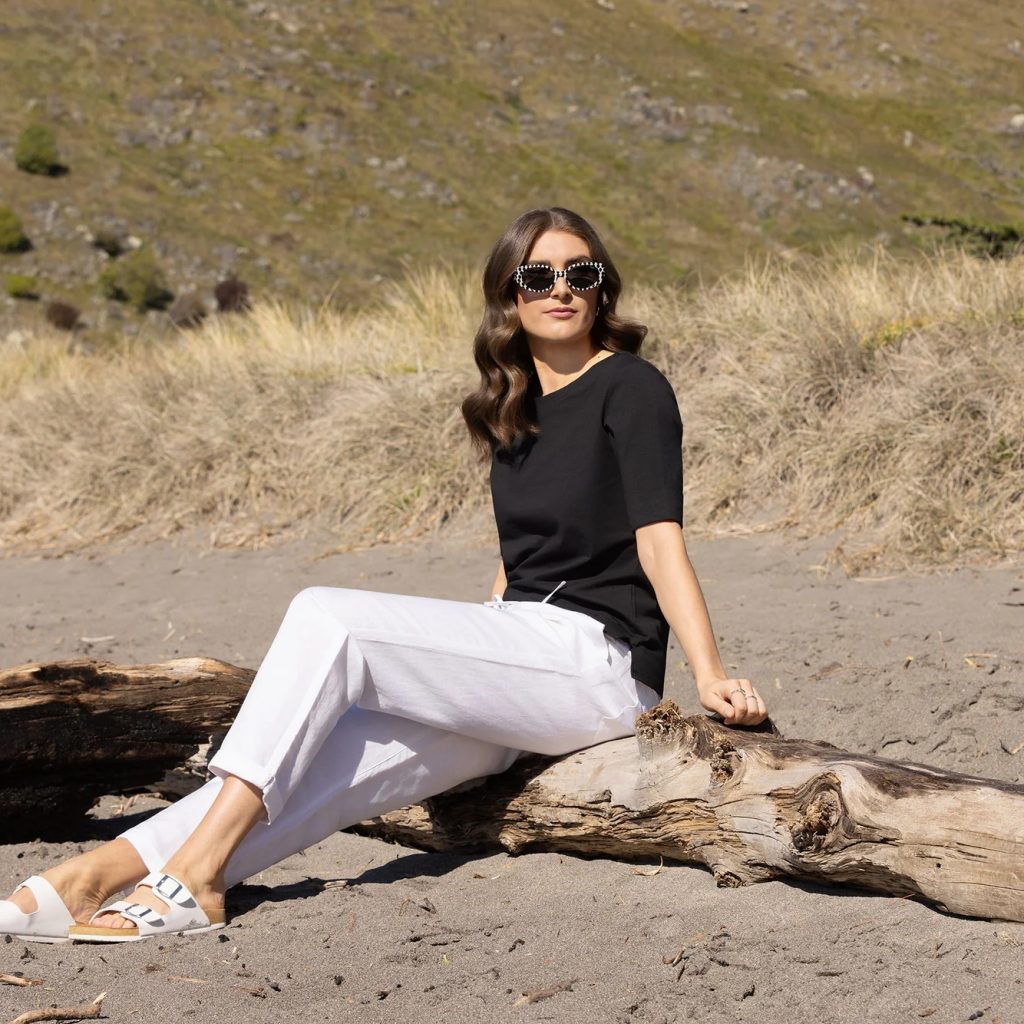 Effortless Summer Cargo Pants for Women Effortless Summer Cargo Pants for Women