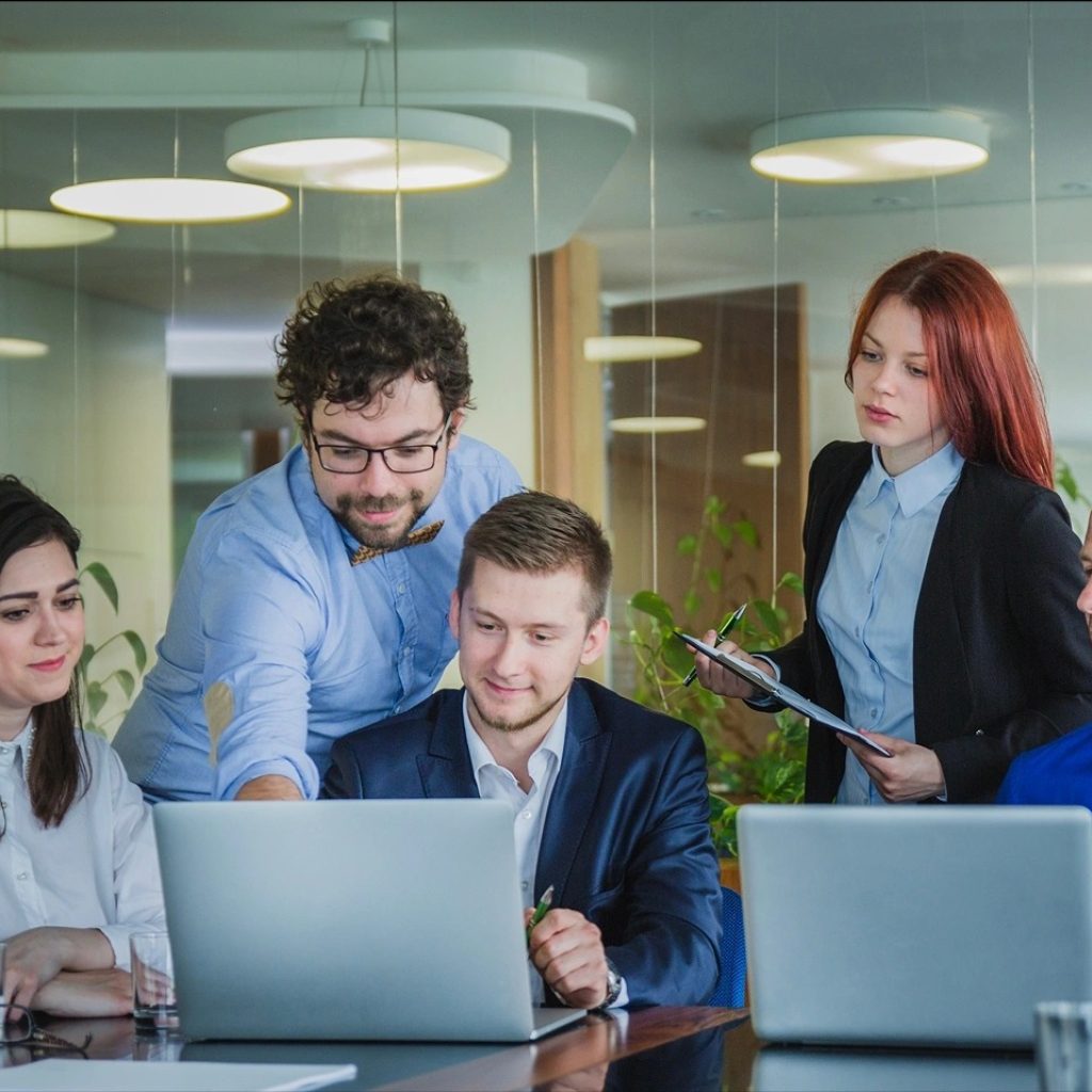 Efficiently Manage Cash Flow with Expert Credit Control Efficiently Manage Cash Flow with Expert Credit Control