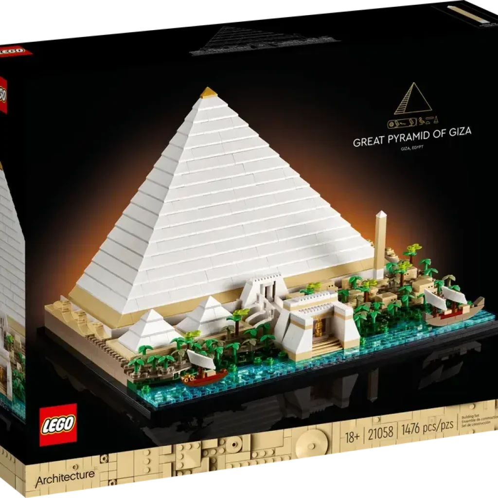 Explore a Creative LEGO Tribute to Giza Pyramids in Lebanon Explore a Creative LEGO Tribute to Giza Pyramids in Lebanon
